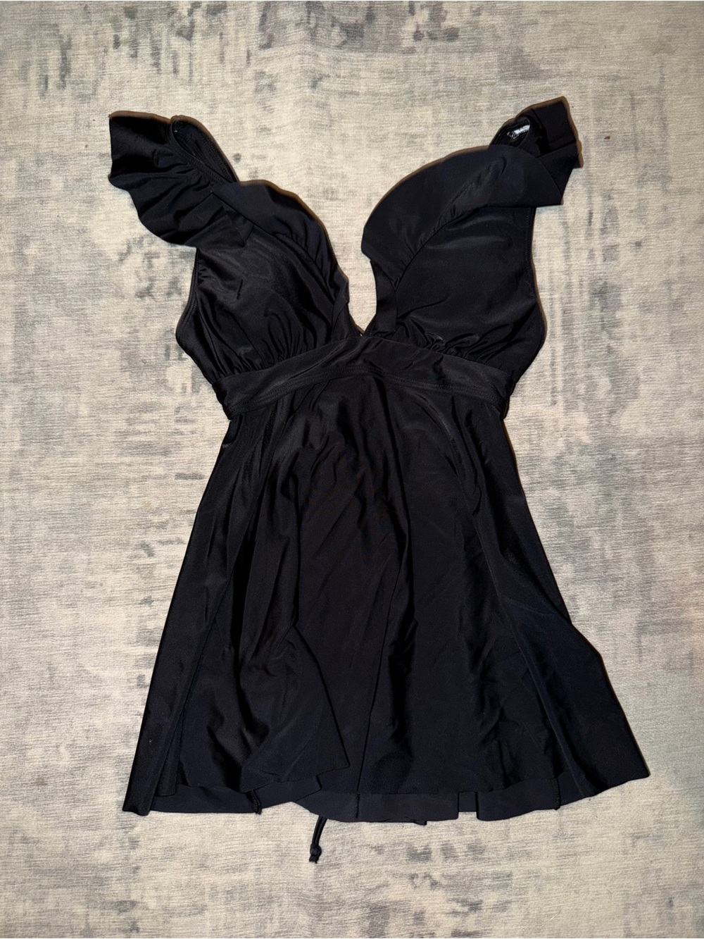 Black Ruffle swim tank top, size S NWT